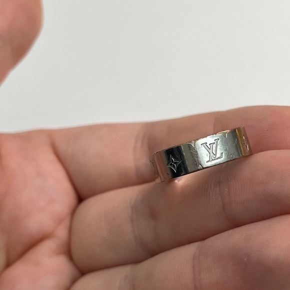 Louis Vuitton Berg Nanogram Ring M Silver/Gold M00217 w/ box and dust bag - Picture 11 of 16